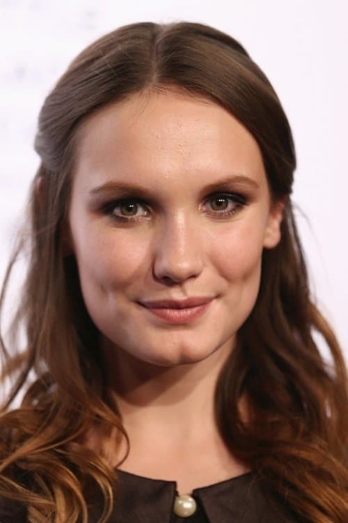 Ana Girardot image