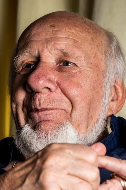 Béla Ternovszky's Photo