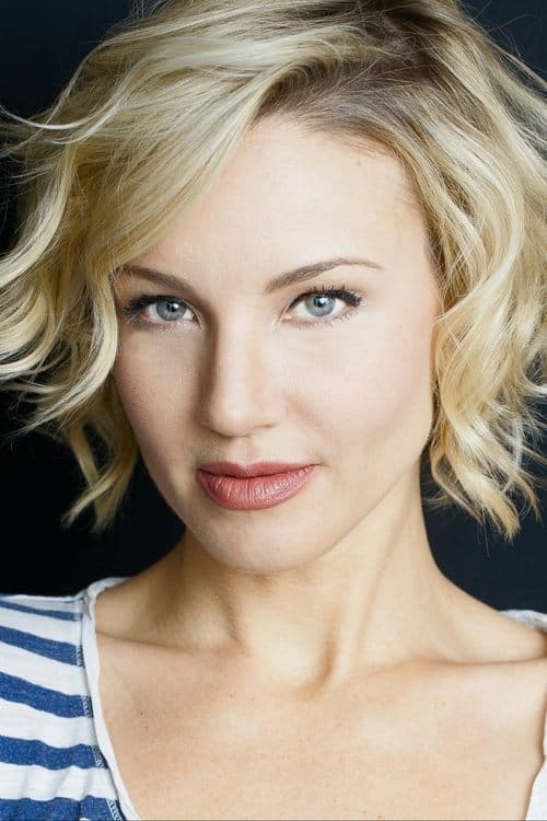 Brianne Davis image