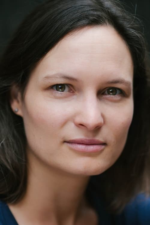 Chloe Schwank image