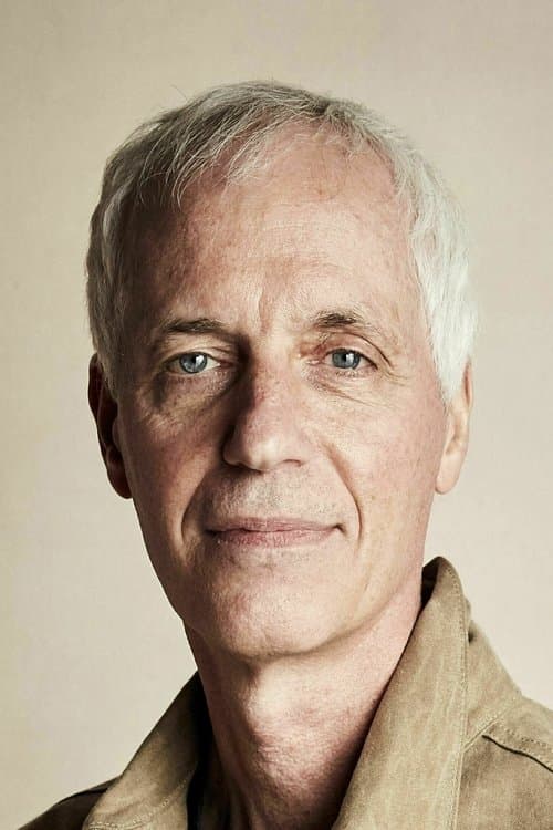 Dan Gilroy image