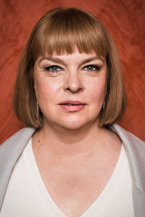 Elina Knihtilä image