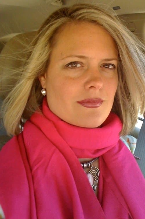Elizabeth Cox image