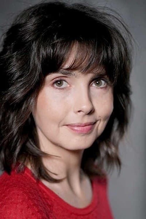 Émilie Cazenave image