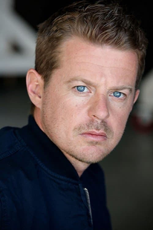 Erik MacArthur image