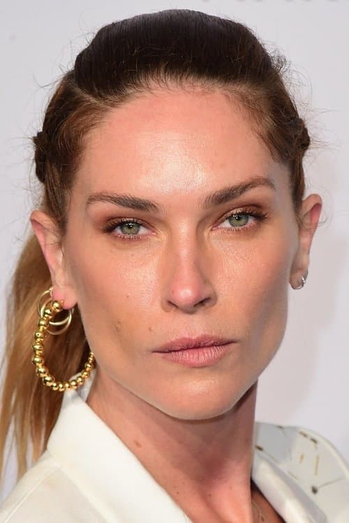 Erin Wasson image