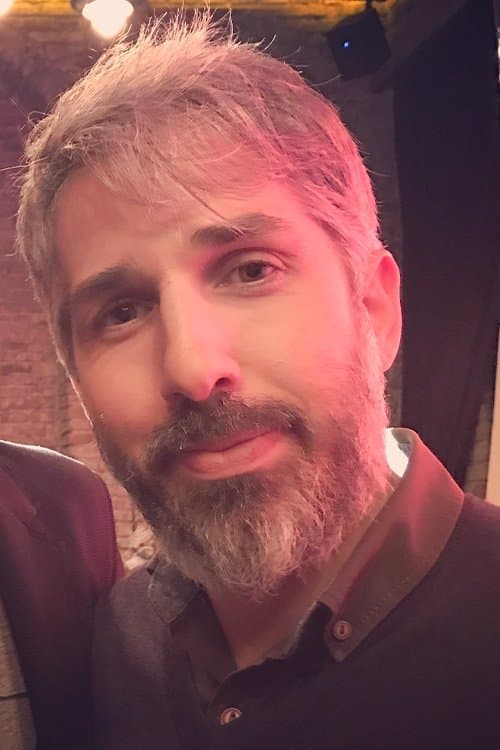 Erol Özlevi's Photo