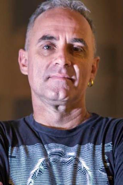 Fê Lemos image