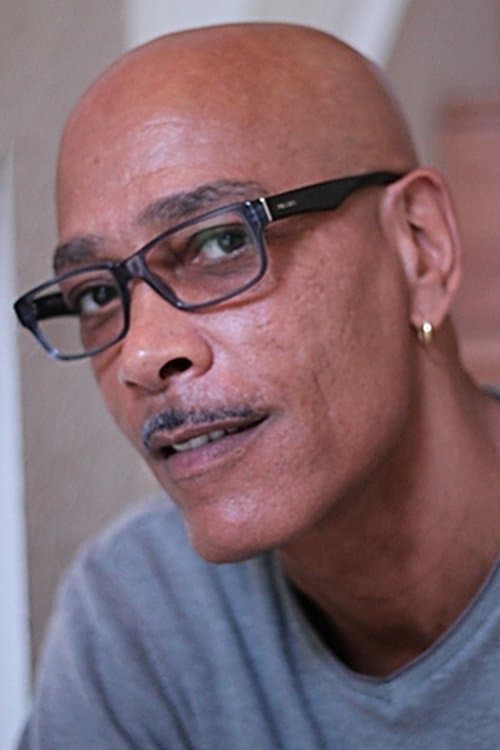 Garry Q. Lewis image