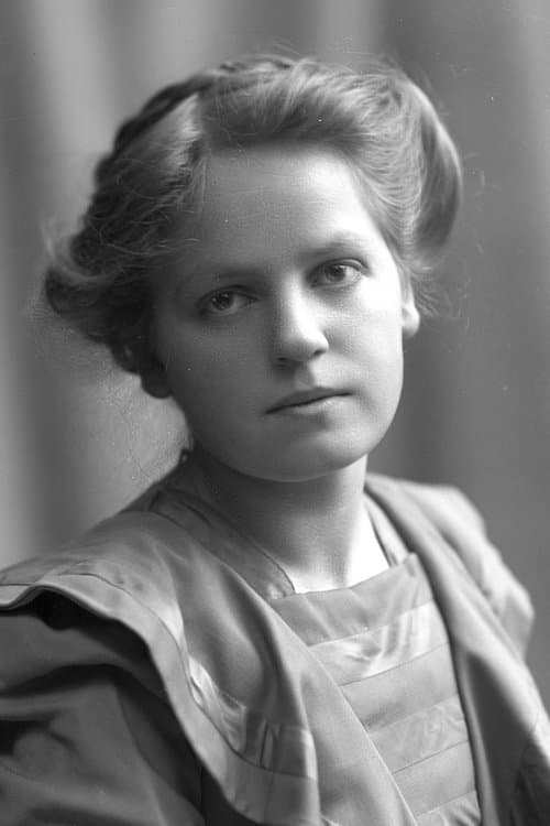 Greta Almroth image