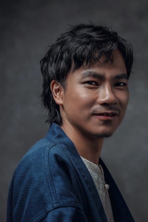 Huang He's Photo