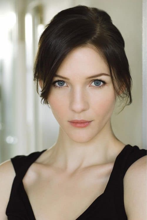 Jessica Collins image