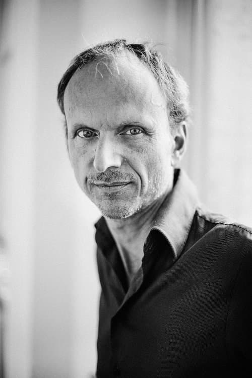 Julian Rosefeldt's Photo