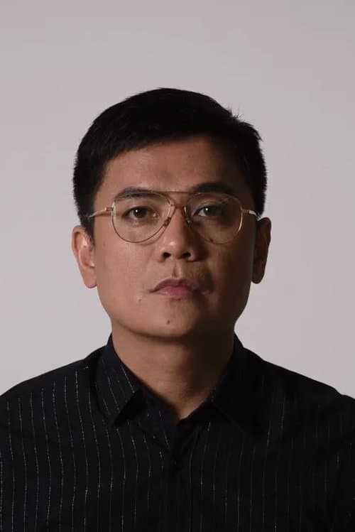 Jun Robles Lana's Photo