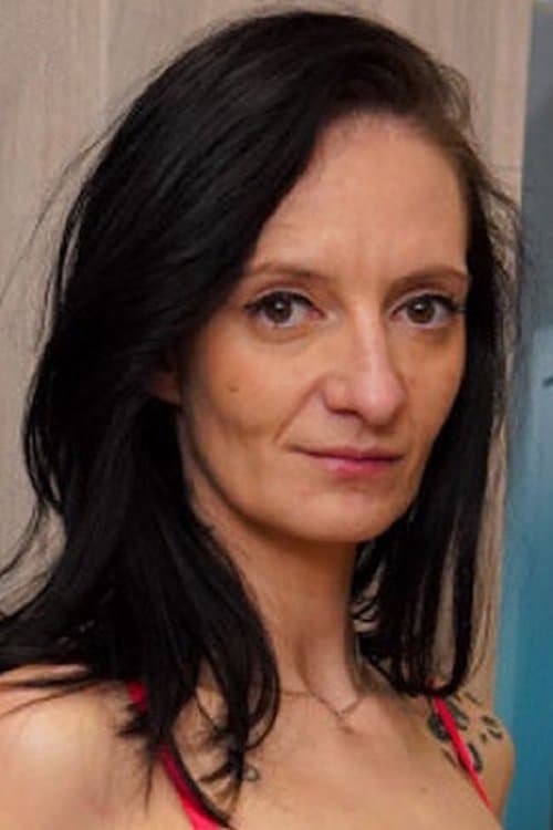 Laura Davis image