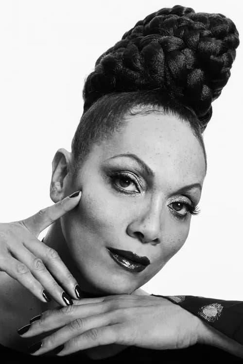 Lina Bradford image