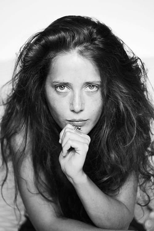 Lola Dubus image