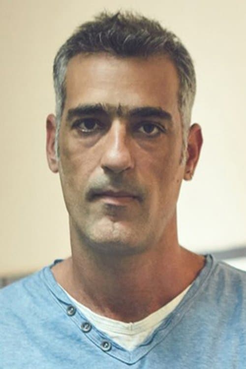 Nikos Labôt's Photo