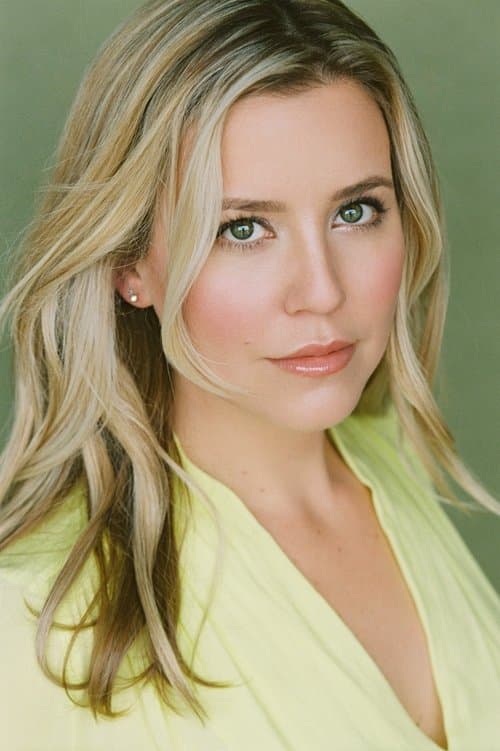 Noelle Kenney image