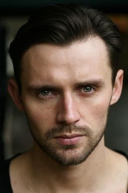 Oliver Walker image