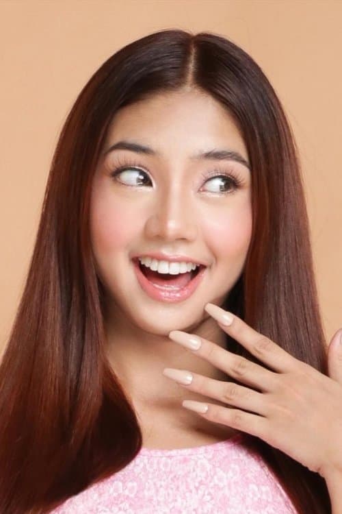 Queenay Mercado image