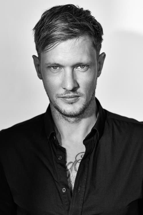 Robert Farnham image