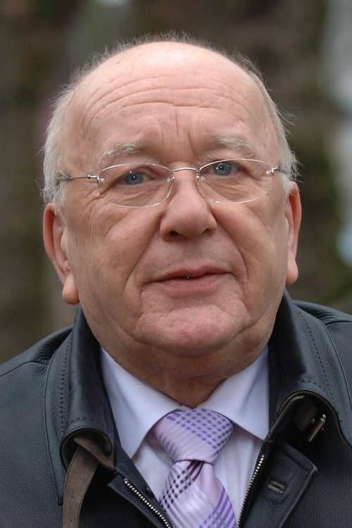 Roy Barraclough image