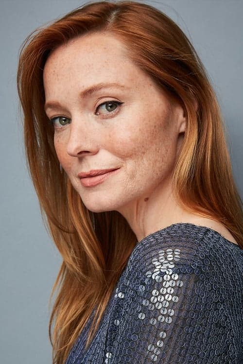 Samantha Sloyan image