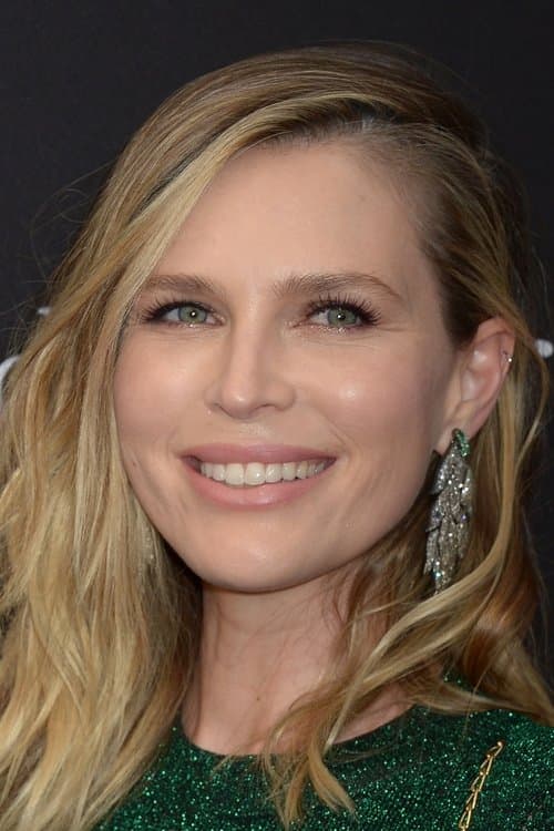 Sara Foster image
