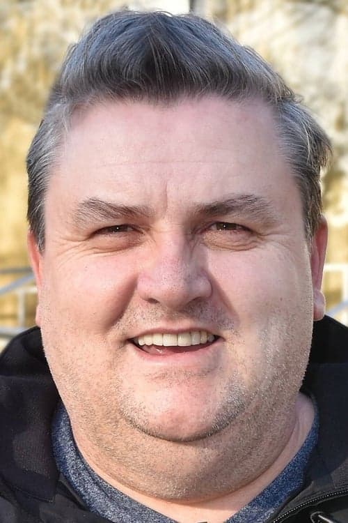 Simon Delaney image