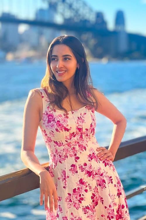 Simrat Kaur image