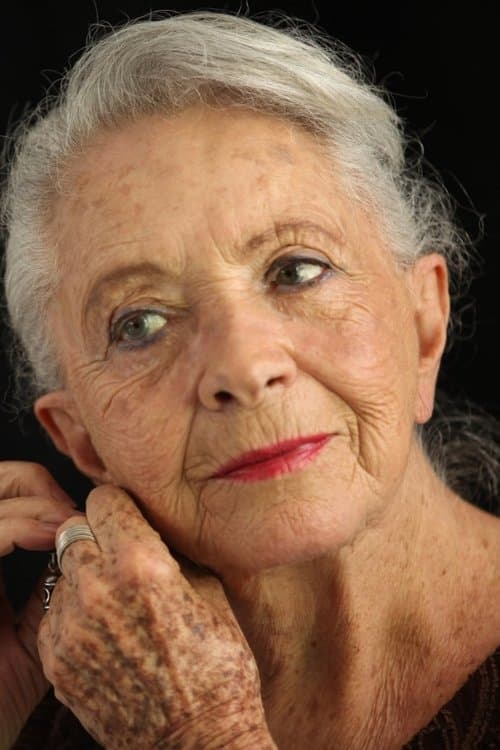 Tara Parra image