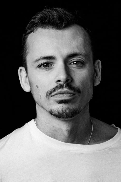 Thom Green image