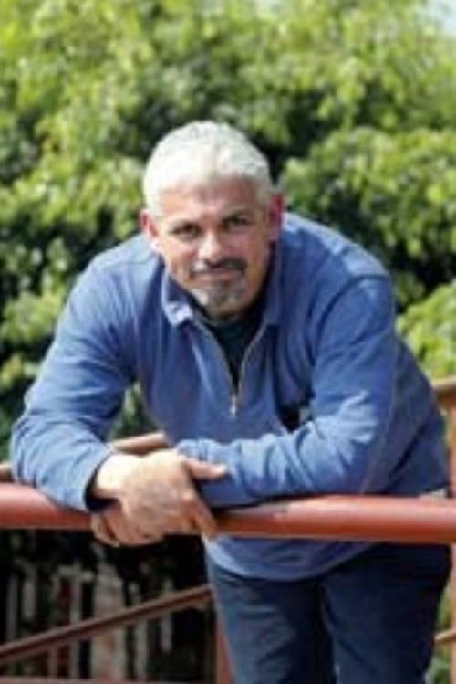 Toño Vega image