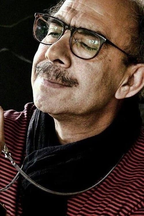 Kioumars Derambakhsh's Photo