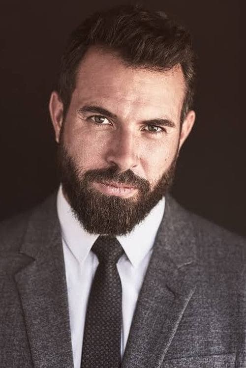 Tom Cullen image